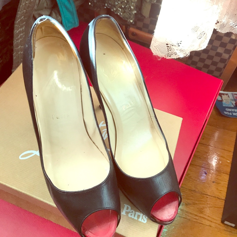 Christian Louboutin Black peep toe size 39